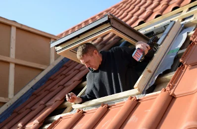 Pose de fenêtres de toit Velux à Amange